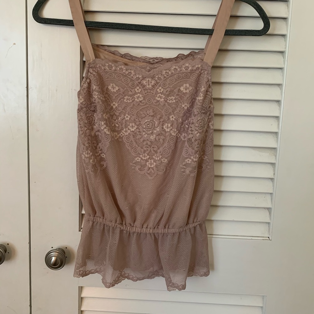 Lace tank light pink